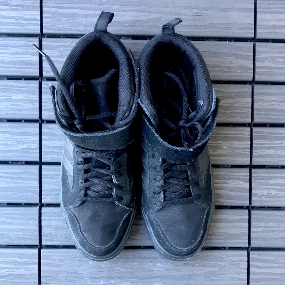 All black adidas boots